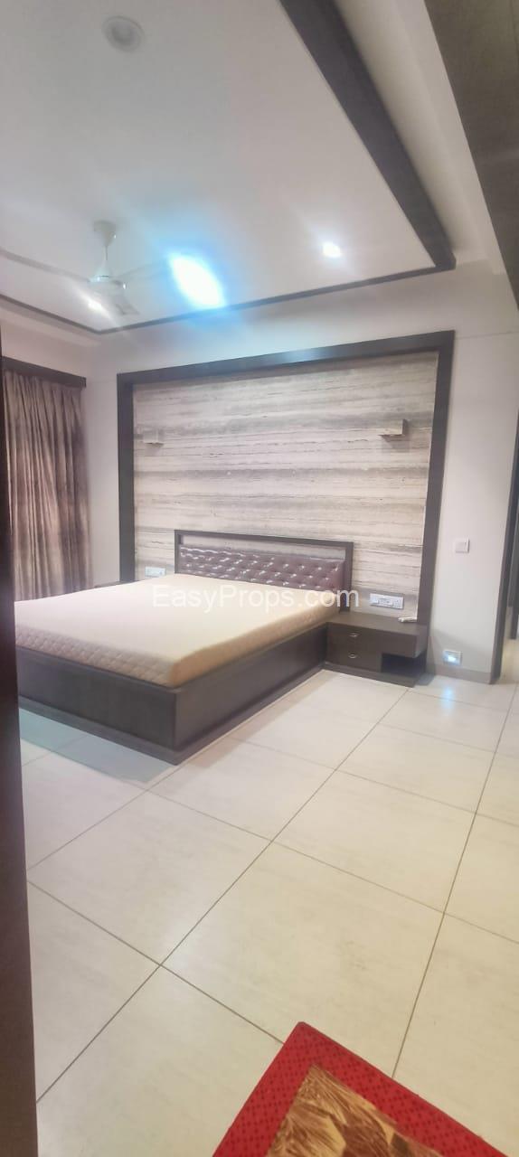 WhatsApp Image 2024-10-03 at 1020241003103947311.jpeg